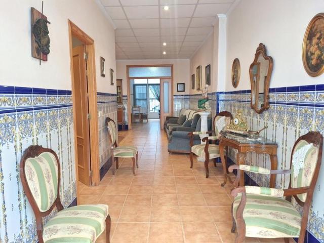 Casa en venta en Algemesí, Algemesí photo 0