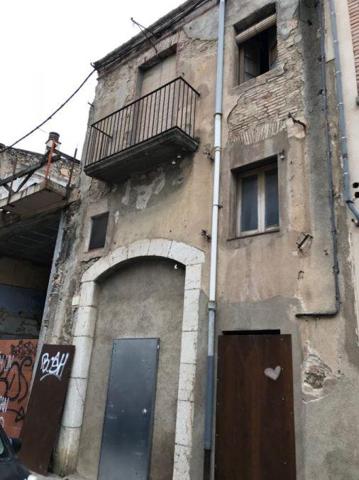 Parcela en venta en Figueres, L\'Eixample photo 0