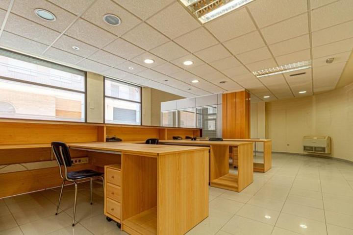 Local comercial en venta en Figueres, Centre photo 0