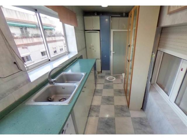 Piso en venta en L'Hospitalet de Llobregat, La Torrassa photo 0