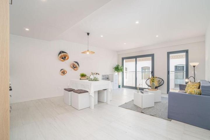 Piso en venta en Figueres, Centre photo 0