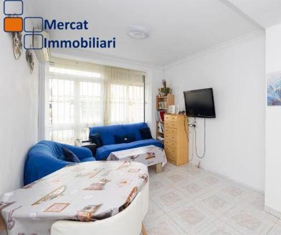 Piso en venta en Cornellà de Llobregat, Sant Ildefonso photo 0