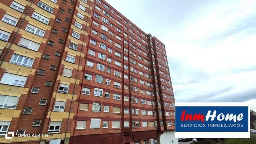 Piso en venta en Oviedo, Pumarin photo 0