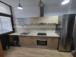 Planta baja en venta en Barcelona, Sants - Badal photo 0