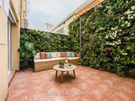 Planta baja en venta en Vilanova i la Geltrú, Centre Vila - La Geltrú photo 0