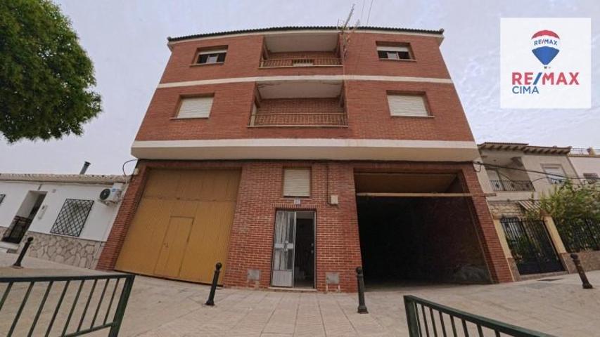 Edificio en venta en Cortes de Baza, Cortes de Baza photo 0