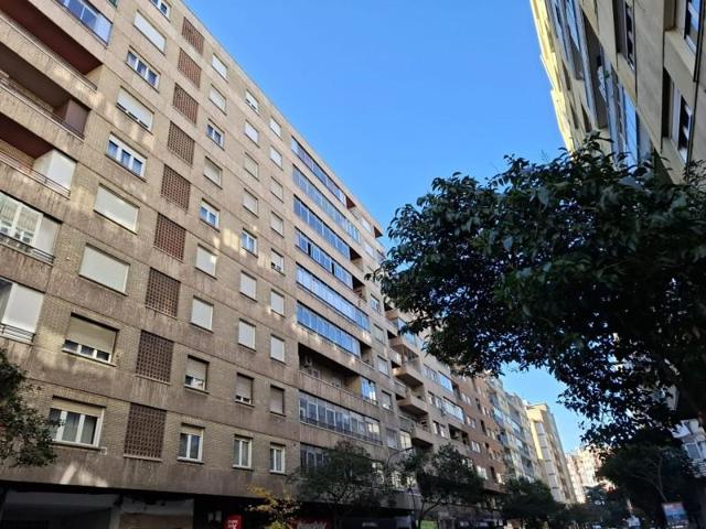 Piso en venta en Zaragoza, Roma photo 0