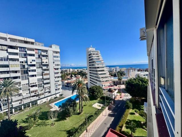 Piso en venta en Benalmádena, Benalmádena Costa photo 0