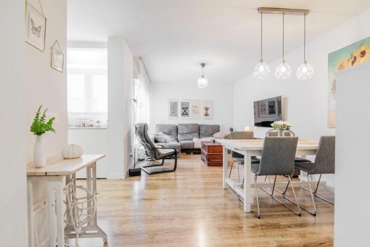 Piso en venta en Oviedo, Oviedo photo 0