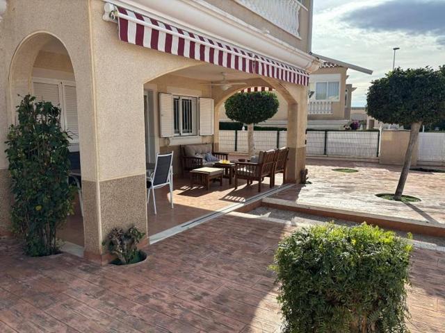 Piso en venta en Orihuela, Conjunto Zeniamar photo 0