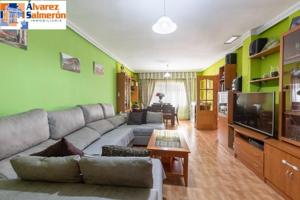 Bungalow en venta en Armilla, Colegio Tierno Galván photo 0