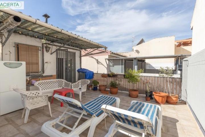 Bungalow en venta en Armilla, Colegio Tierno Galván photo 0