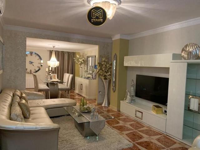 Chalet en venta en Torredonjimeno, Torredonjimeno photo 0