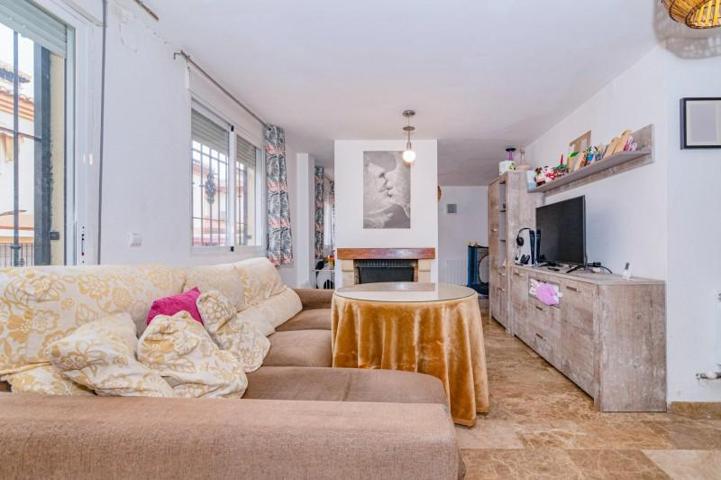 Adosada en venta en Cájar, Via del tranvia photo 0