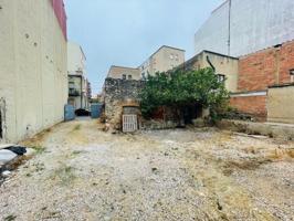 Parcela en venta en Figueres, Centre photo 0