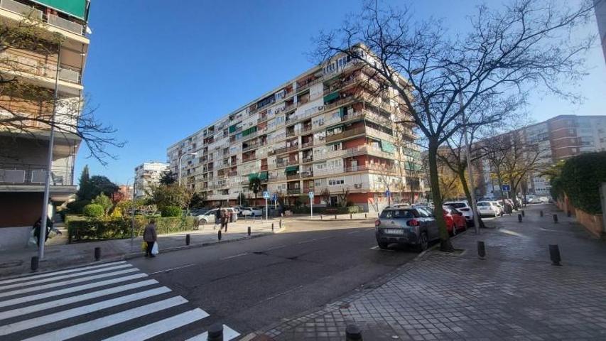 Piso en venta en Madrid, Parque Europa photo 0