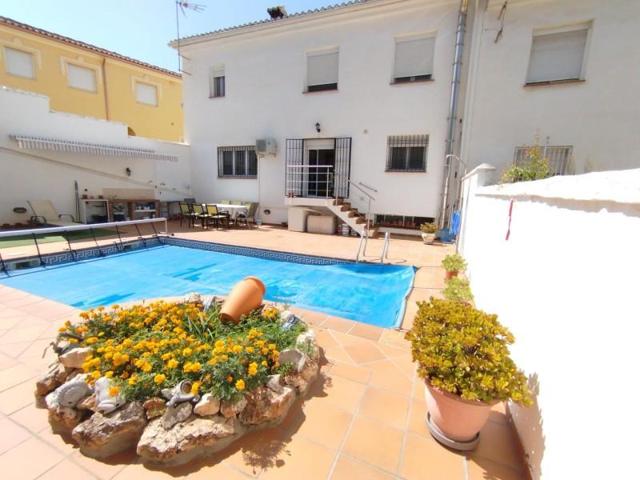 Bungalow en venta en Güevéjar, CENTRO photo 0