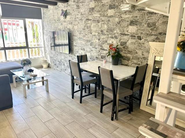 Duplex en venta en San Bartolomé de Tirajana, San Fernando, Sector 4 photo 0