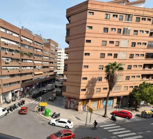 Piso en venta en Valencia, Valencia photo 0
