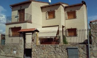 Casa en venta en Pepino, Chaparral photo 0