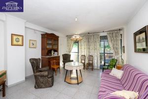 Casa en venta en Zubia, La Zubia photo 0