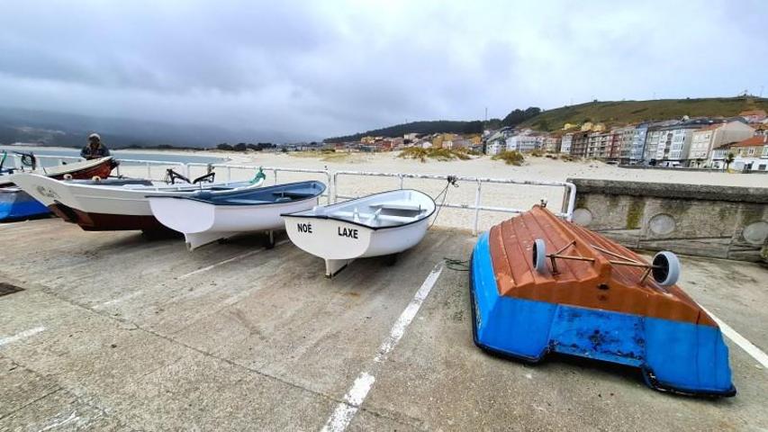 Casa en venta en Laxe, Laxe photo 0