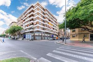 Piso en venta en Alicante, Centro photo 0