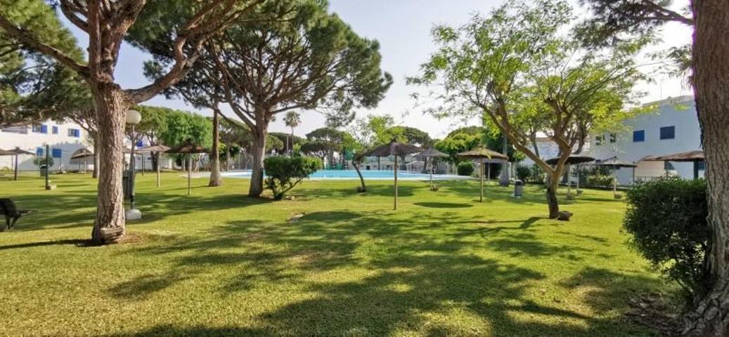 Apartamento en venta en Chiclana de la Frontera, La Barrosa photo 0