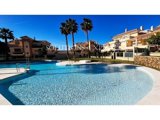 Apartamento en venta en Vélez-Málaga photo 0