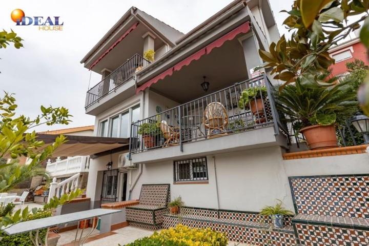 Casa en venta en Pinos Genil, Los Pinillos photo 0