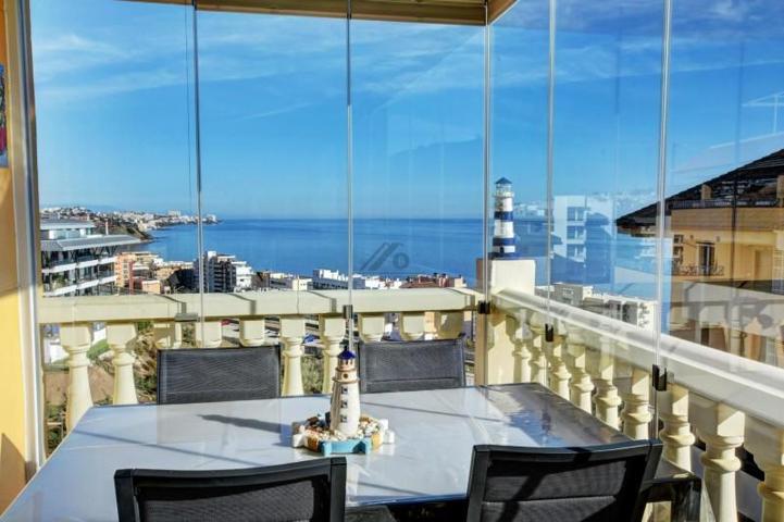 Piso en venta en Fuengirola, Carvajal photo 0
