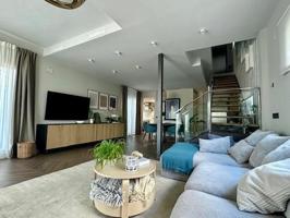 Chalet en venta en Chiva, - Cumbres de Calicanto - Santo Domingo photo 0