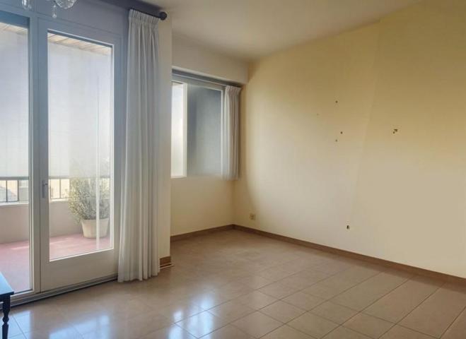 Piso en venta en Madrid, Vista Alegre photo 0