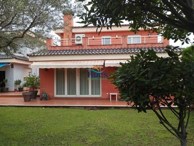 Chalet en venta en Oropesa del Mar, Pueblo photo 0