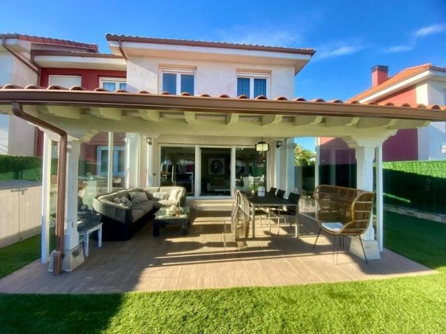 Bungalow en venta en Suances, CORTIGUERA photo 0