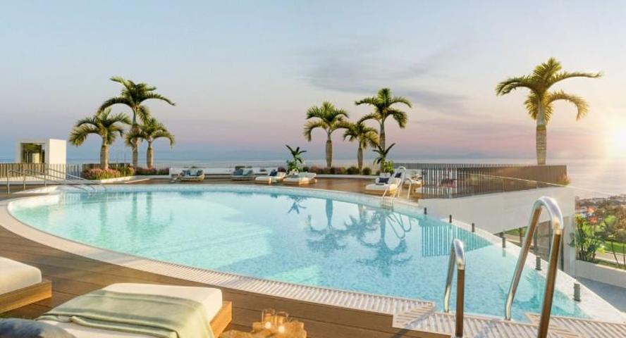 Apartamento en venta en Marbella, Los Monteros photo 0