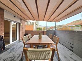 Aticos en venta en Barcelona, Vila de Gràcia photo 0