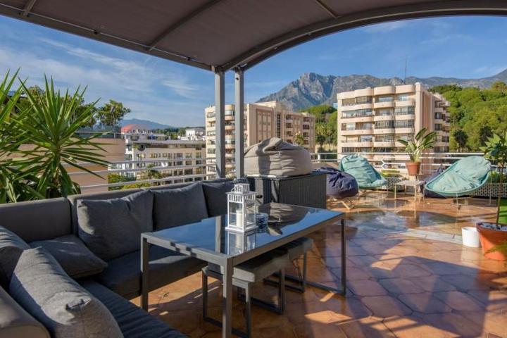 Aticos en venta en Marbella, Marbella photo 0