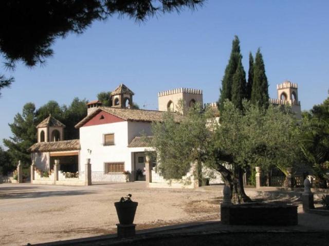 Chalet en venta en Tibi photo 0