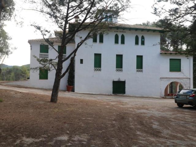 Chalet en venta en Ibi photo 0