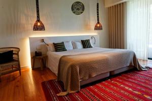 Edificio en venta en Atalaya, Extremadura photo 0