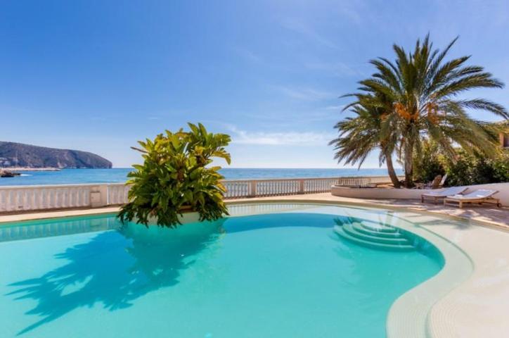 Chalet en venta en Moraira photo 0