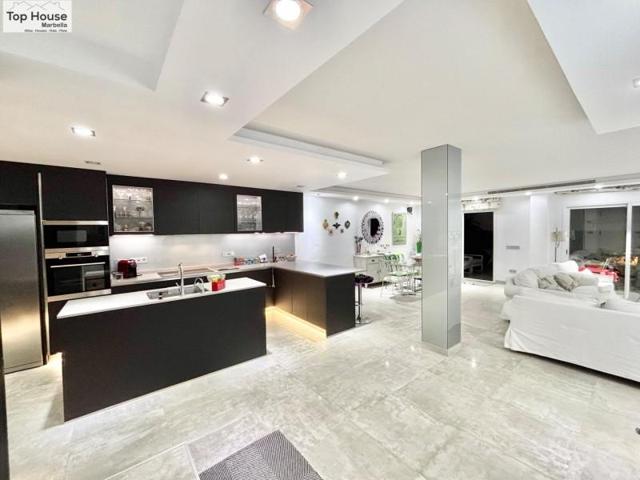 Adosada en alquiler en Marbella, Las Chapas - Alicate Playa photo 0