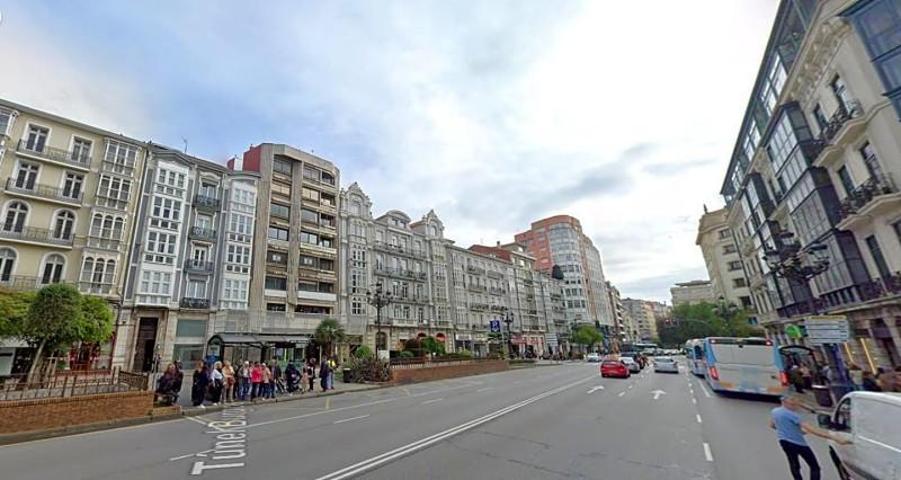Local comercial en alquiler en Santander, CENTRO - AYUNTAMIENTO photo 0