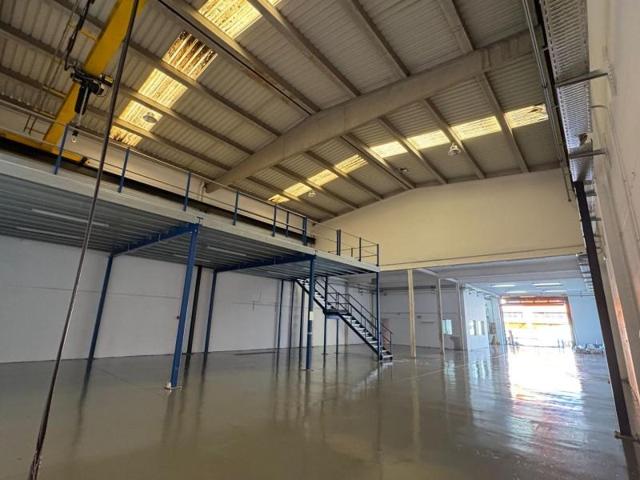 Nave industrial en alquiler en Sant Joan Despí, La fontsanta photo 0