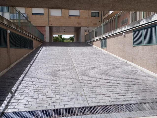 Garaje en venta en Arroyo de la Encomienda, Arroyo De La Encomienda photo 0