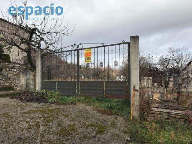 Terreno en venta en Ponferrada, Centro photo 0