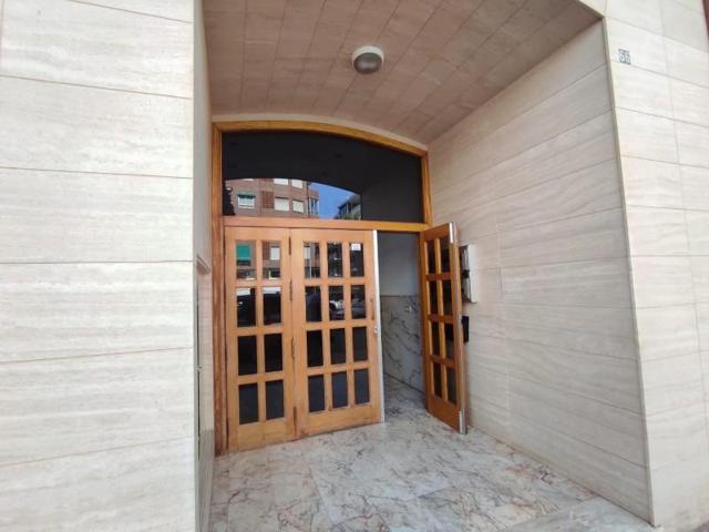 Garaje en venta en Guardamar del Segura, Playa photo 0