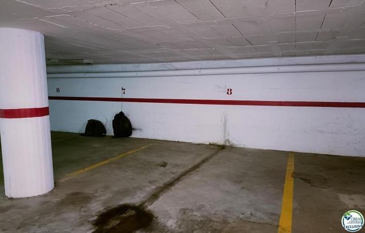 Garaje en venta en Llançà, La Vila photo 0