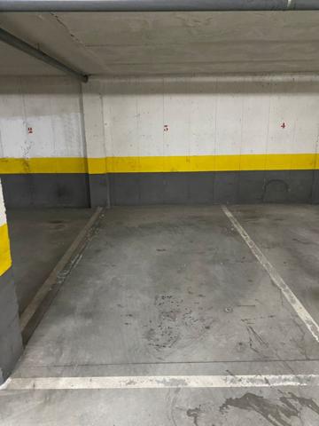 Garaje en venta en Valladolid, Covaresa photo 0